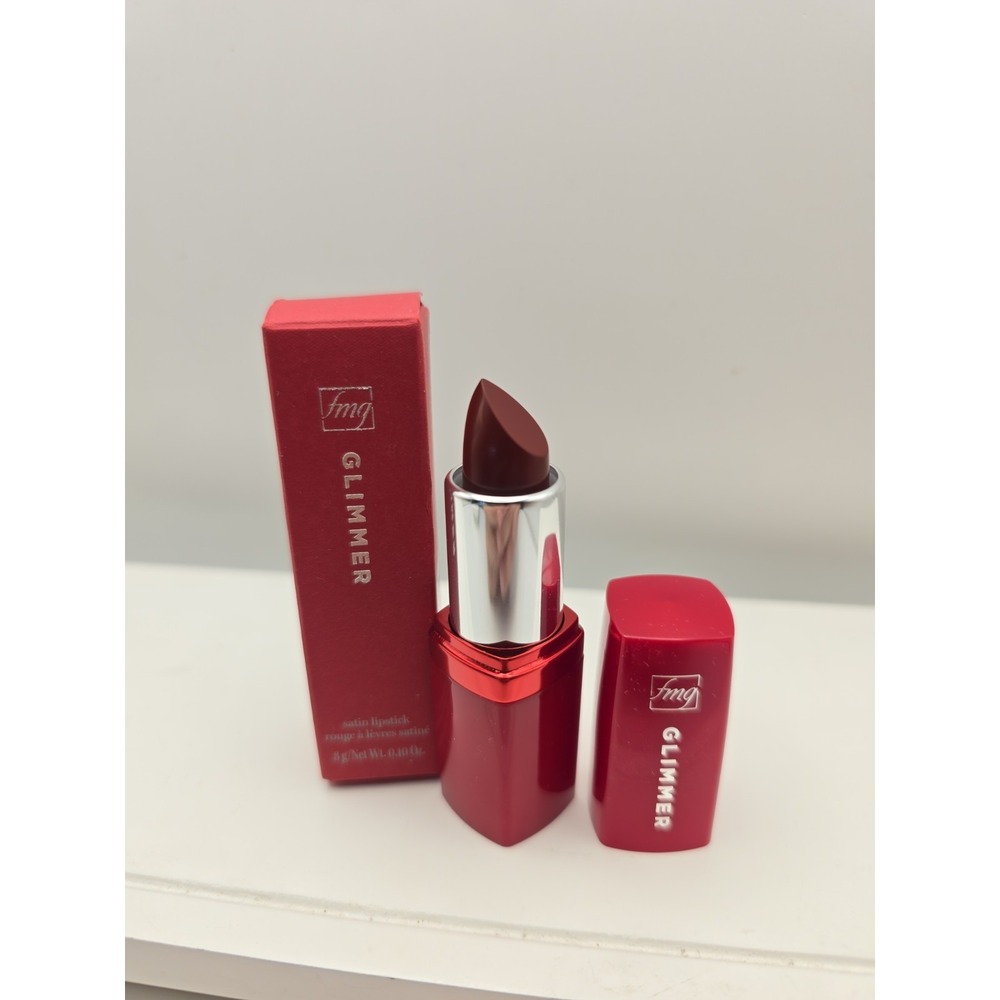 Avon / fmg Glimmer Satin Lipstick - Celestial - Pomegranate Extract - Smooth